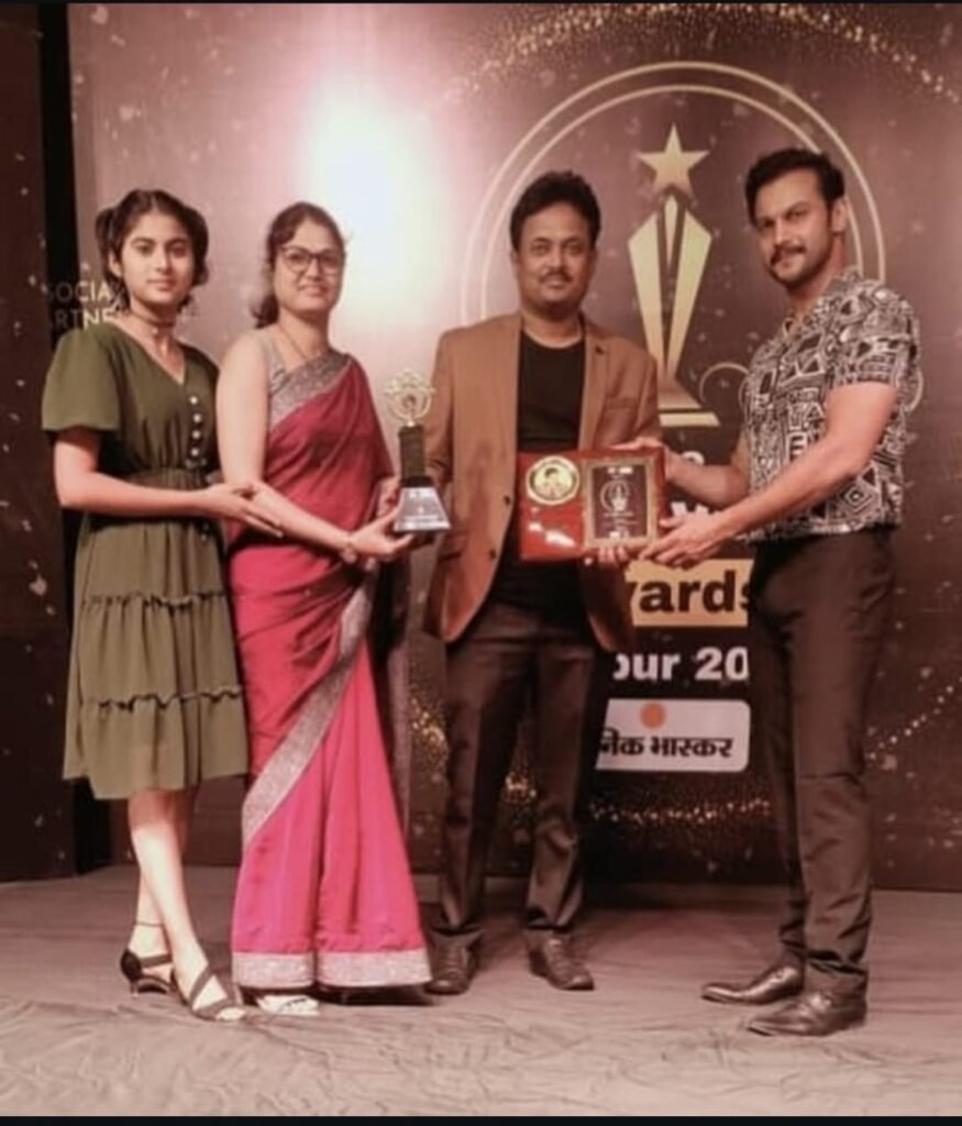 divya marathi 1